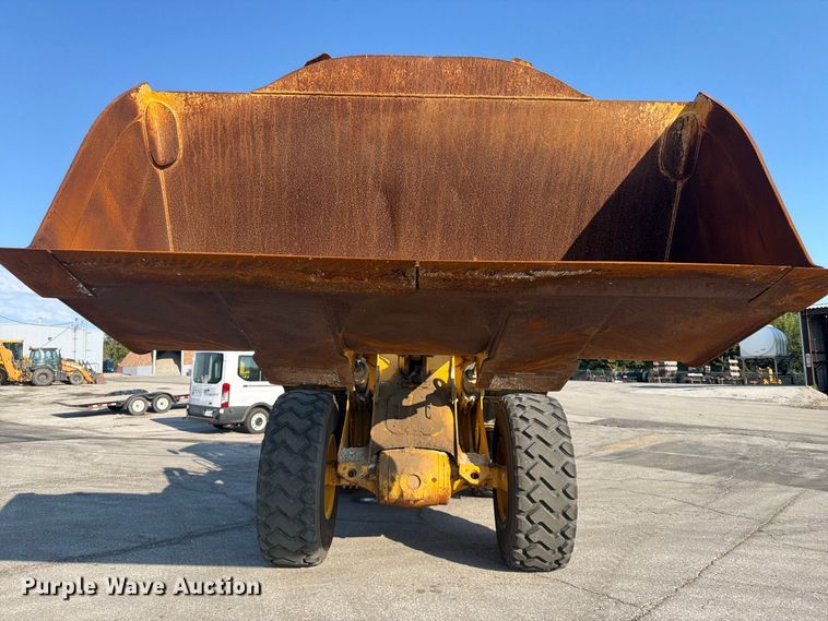 image for item FP4052 2021 John Deere 624P wheel loader