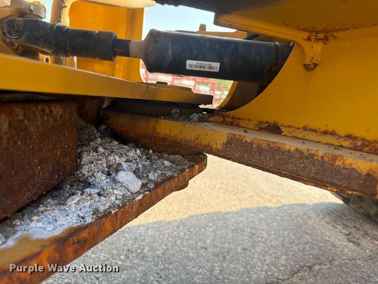 image for item FP4052 2021 John Deere 624P wheel loader