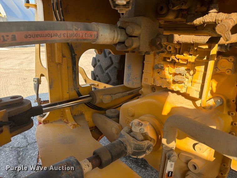 image for item FP4052 2021 John Deere 624P wheel loader