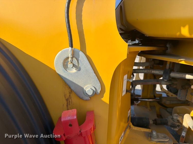 image for item FP4052 2021 John Deere 624P wheel loader