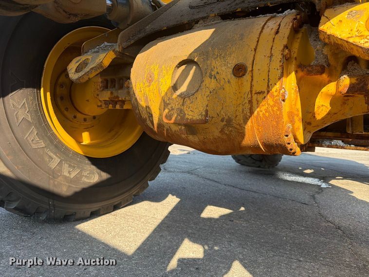 image for item FP4052 2021 John Deere 624P wheel loader