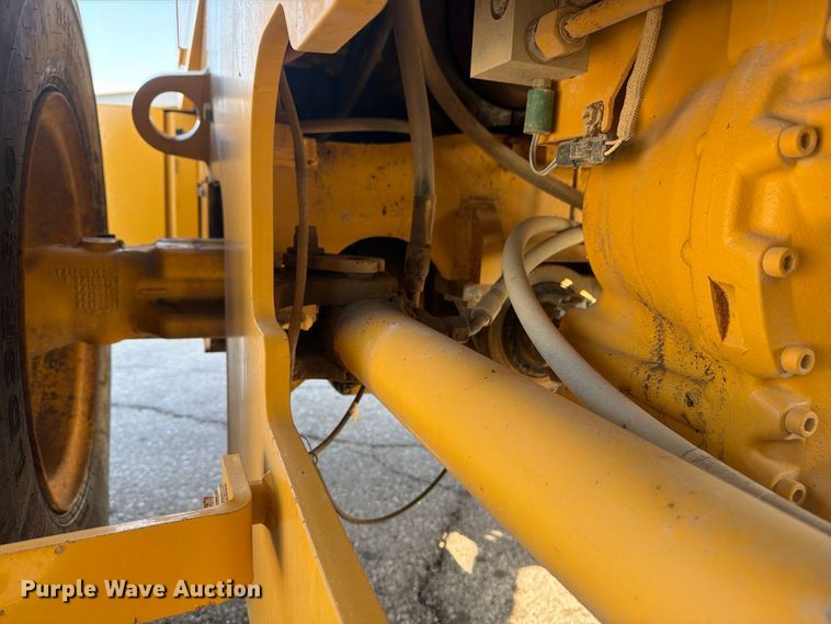 image for item FP4052 2021 John Deere 624P wheel loader