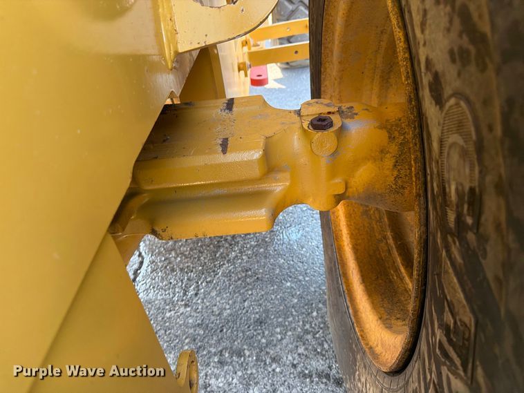 image for item FP4052 2021 John Deere 624P wheel loader