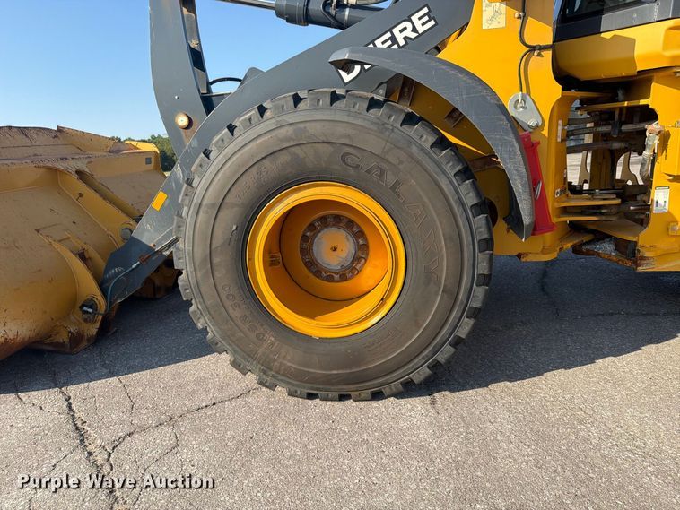 image for item FP4052 2021 John Deere 624P wheel loader