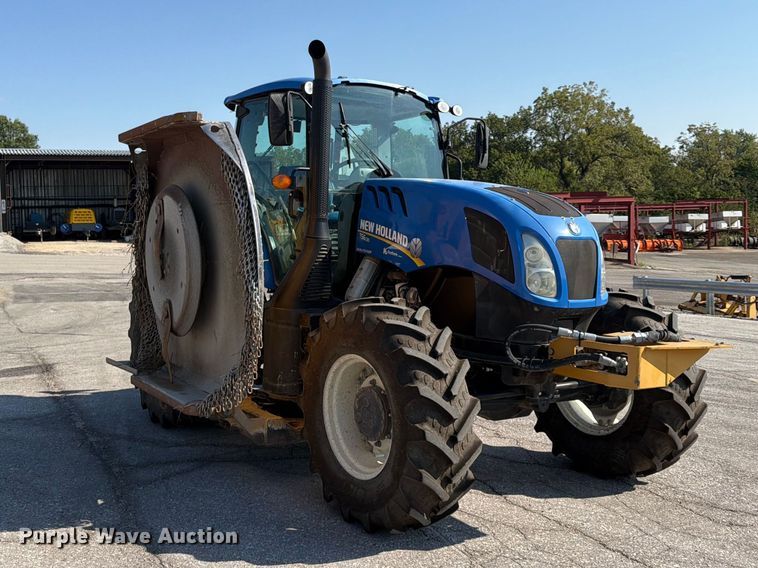 image for item FP4053 2016 New Holland TS6 130 MFWD tractor