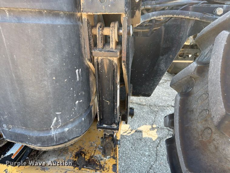 image for item FP4053 2016 New Holland TS6 130 MFWD tractor