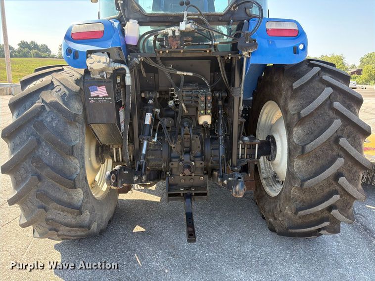 image for item FP4053 2016 New Holland TS6 130 MFWD tractor