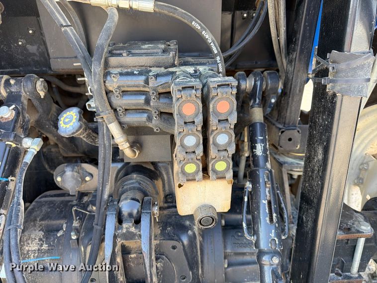 image for item FP4053 2016 New Holland TS6 130 MFWD tractor