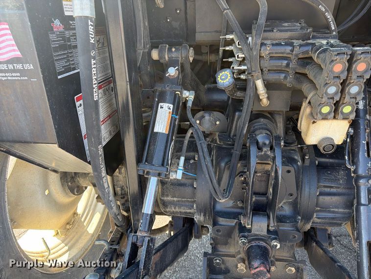 image for item FP4053 2016 New Holland TS6 130 MFWD tractor