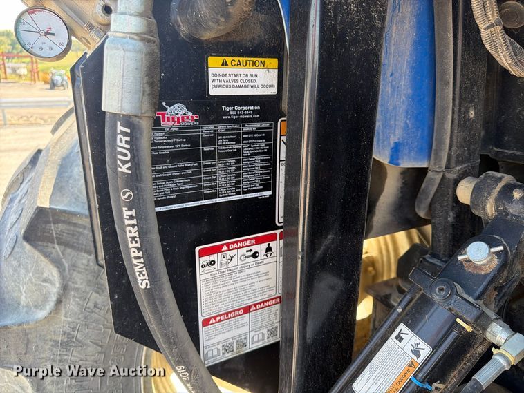 image for item FP4053 2016 New Holland TS6 130 MFWD tractor