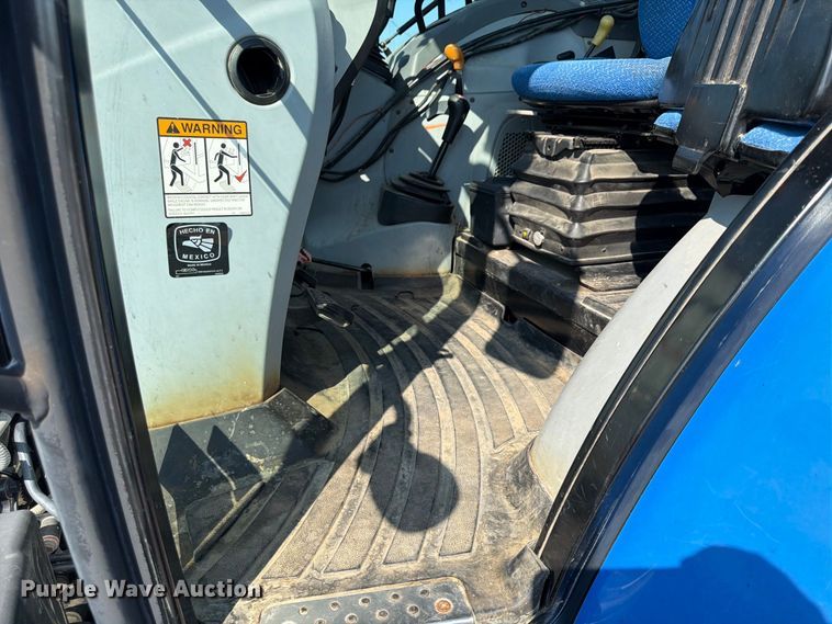 image for item FP4053 2016 New Holland TS6 130 MFWD tractor