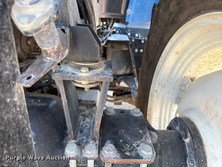 image for item FP4053 2016 New Holland TS6 130 MFWD tractor