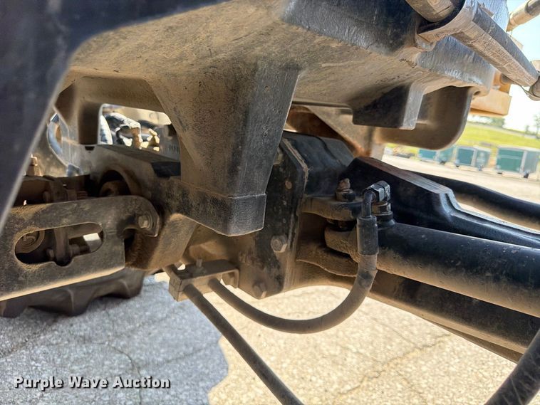 image for item FP4053 2016 New Holland TS6 130 MFWD tractor