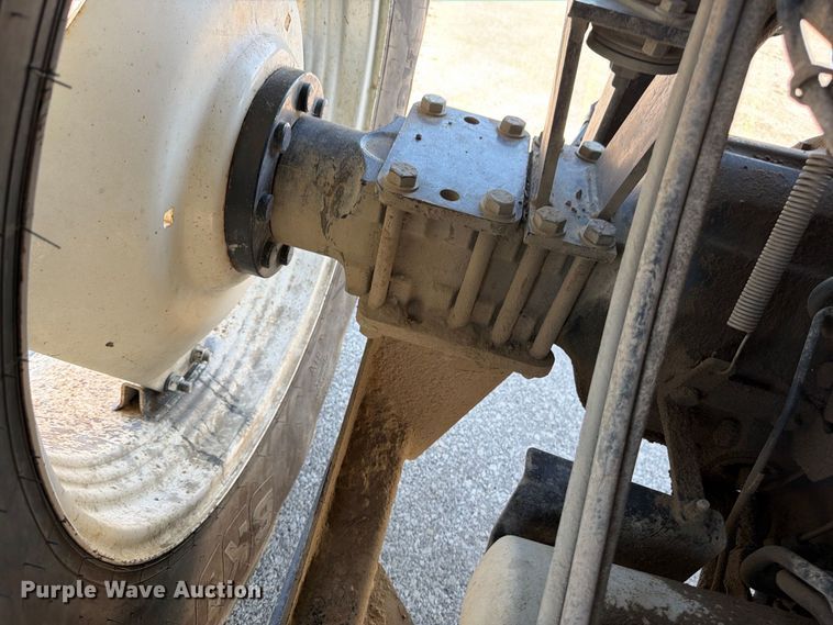 image for item FP4053 2016 New Holland TS6 130 MFWD tractor