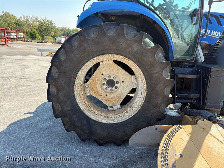 image for item FP4053 2016 New Holland TS6 130 MFWD tractor