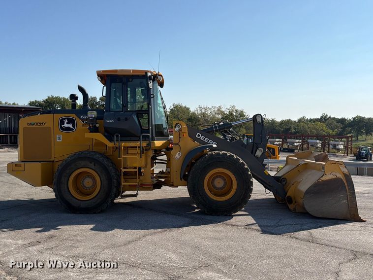 image for item FP4054 2021 John Deere 624P wheel loader