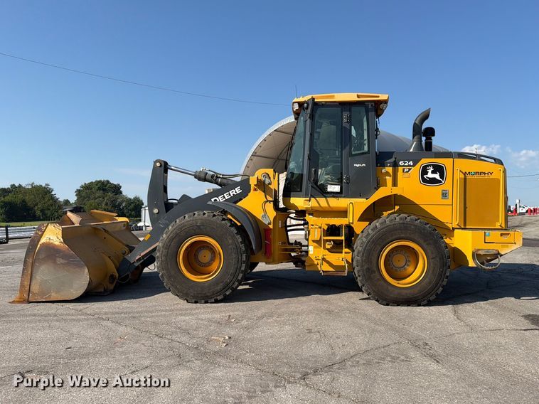image for item FP4054 2021 John Deere 624P wheel loader
