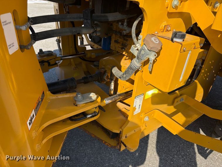 image for item FP4054 2021 John Deere 624P wheel loader