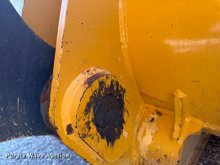 image for item FP4054 2021 John Deere 624P wheel loader