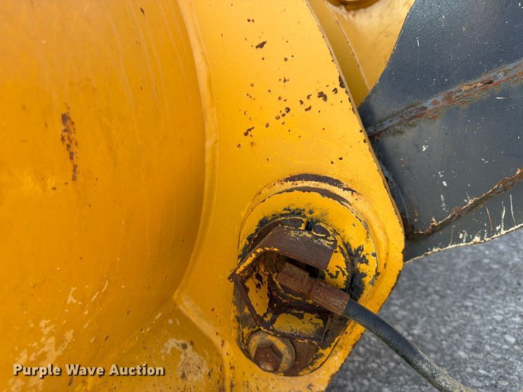 image for item FP4054 2021 John Deere 624P wheel loader