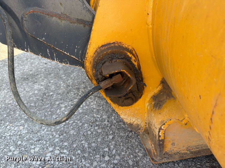image for item FP4054 2021 John Deere 624P wheel loader