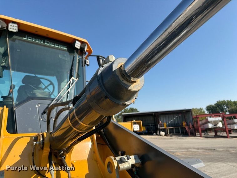 image for item FP4054 2021 John Deere 624P wheel loader