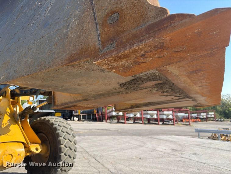 image for item FP4054 2021 John Deere 624P wheel loader