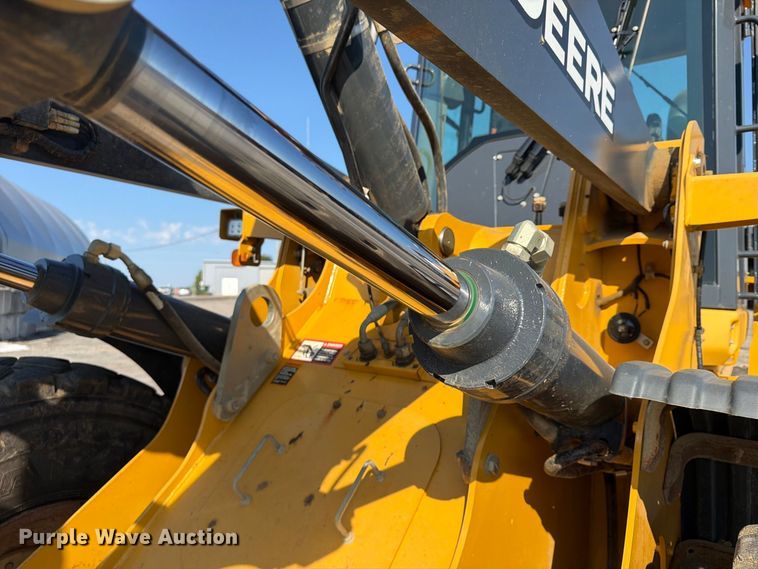 image for item FP4054 2021 John Deere 624P wheel loader