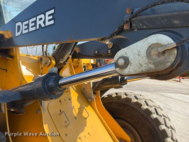image for item FP4054 2021 John Deere 624P wheel loader