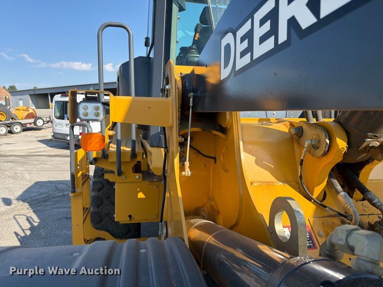 image for item FP4054 2021 John Deere 624P wheel loader