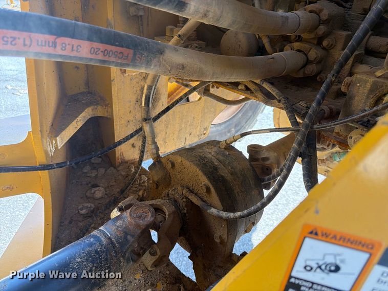 image for item FP4054 2021 John Deere 624P wheel loader