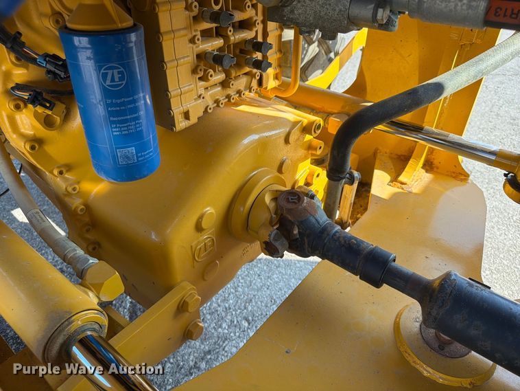 image for item FP4054 2021 John Deere 624P wheel loader