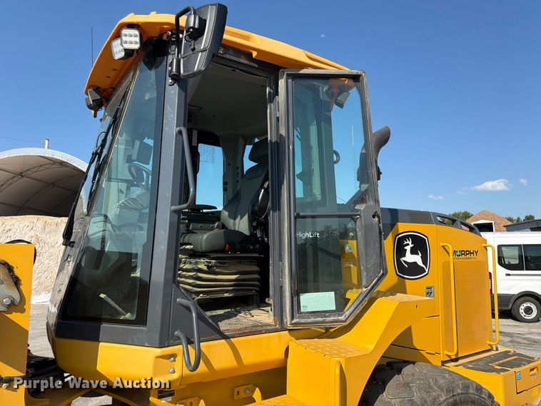 image for item FP4054 2021 John Deere 624P wheel loader