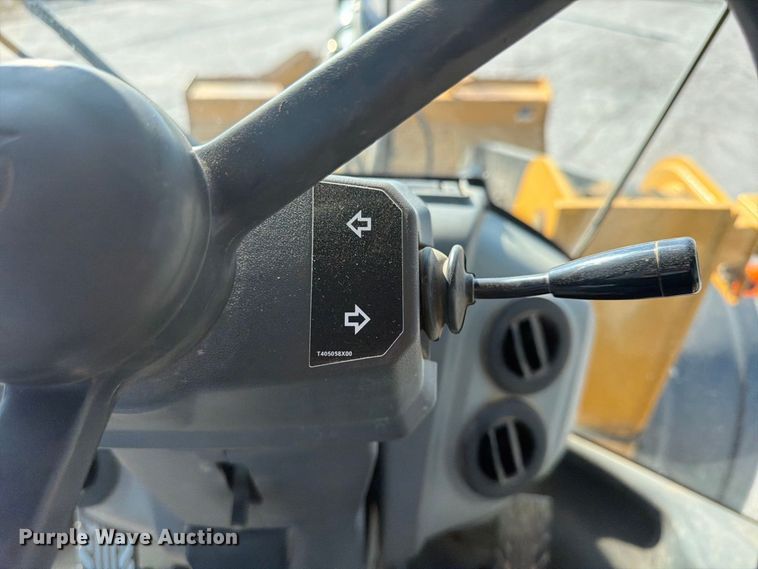 image for item FP4054 2021 John Deere 624P wheel loader