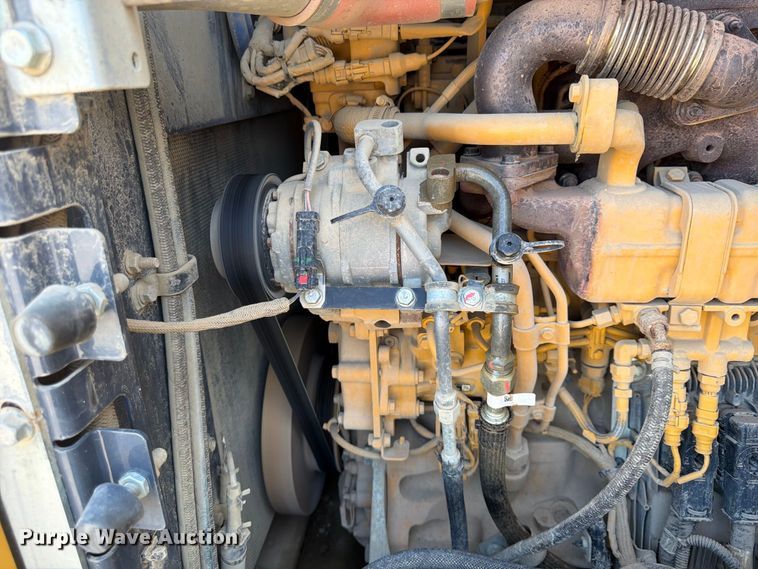 image for item FP4054 2021 John Deere 624P wheel loader