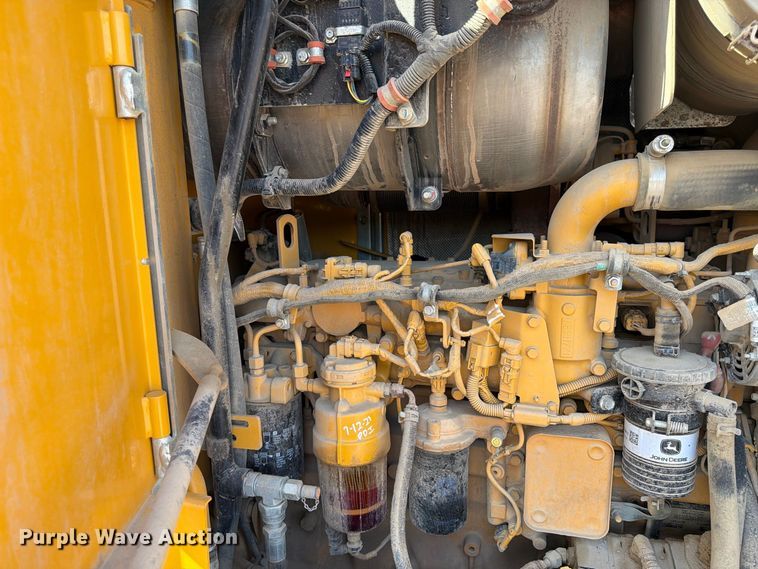 image for item FP4054 2021 John Deere 624P wheel loader