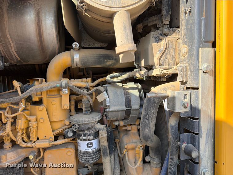 image for item FP4054 2021 John Deere 624P wheel loader