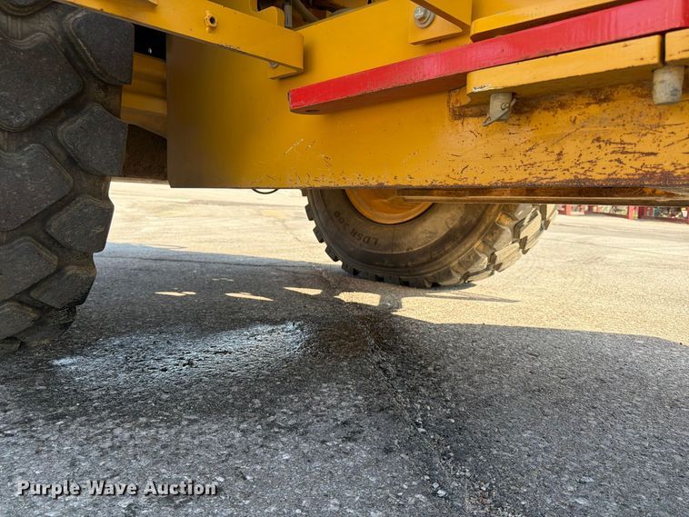 image for item FP4054 2021 John Deere 624P wheel loader