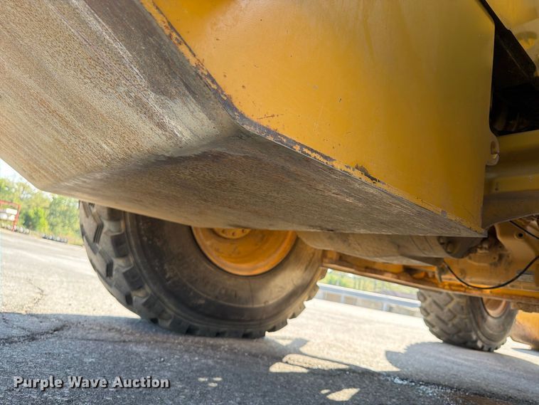 image for item FP4054 2021 John Deere 624P wheel loader