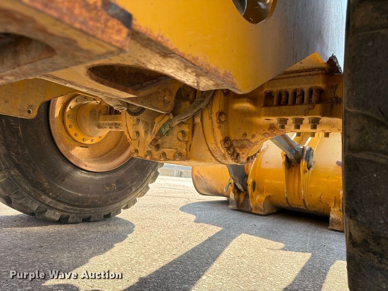 image for item FP4054 2021 John Deere 624P wheel loader
