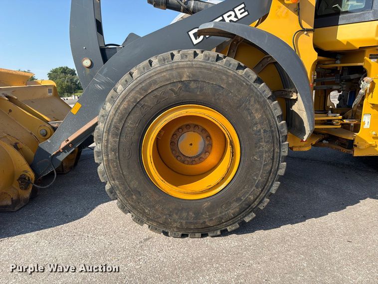 image for item FP4054 2021 John Deere 624P wheel loader