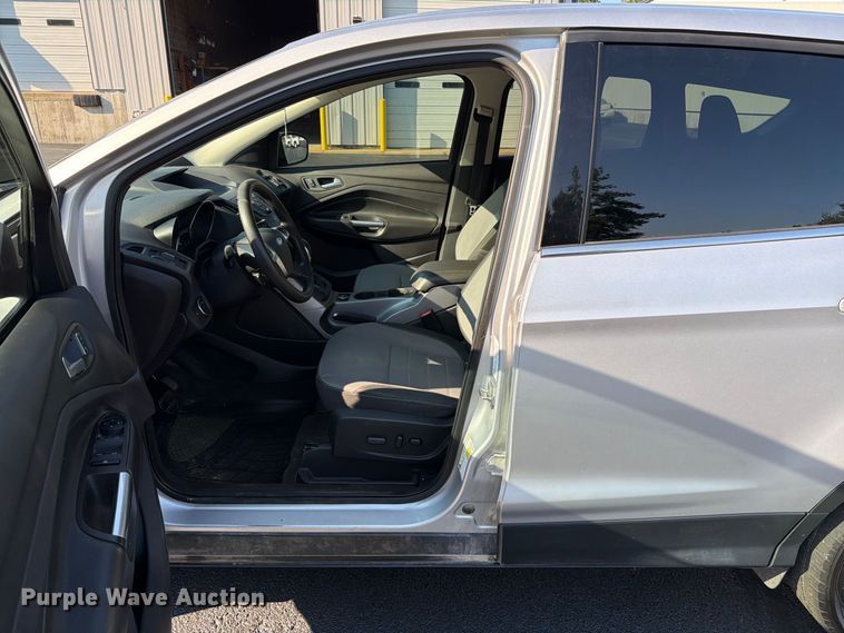image for item FT6196 2014 Ford Escape SE SUV