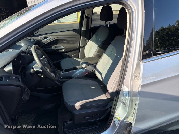 image for item FT6196 2014 Ford Escape SE SUV