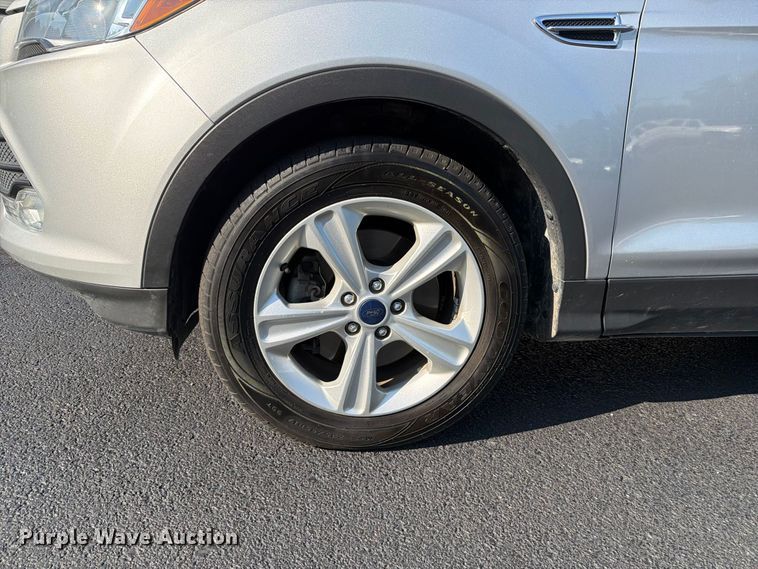 image for item FT6196 2014 Ford Escape SE SUV