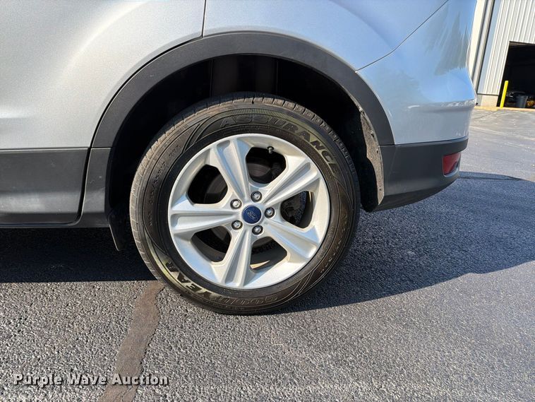 image for item FT6196 2014 Ford Escape SE SUV
