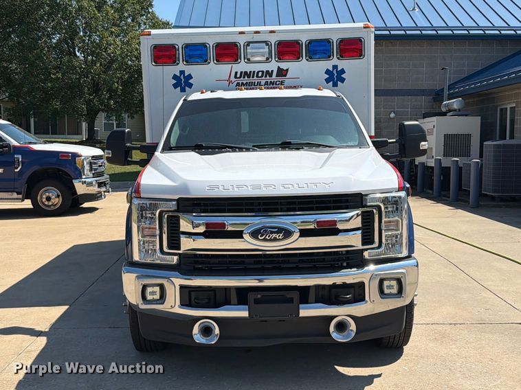 image for item FT6229 2017 Ford F350 Super Duty XLT ambulance