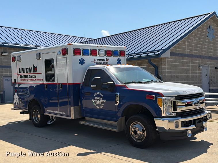 image for item FT6229 2017 Ford F350 Super Duty XLT ambulance