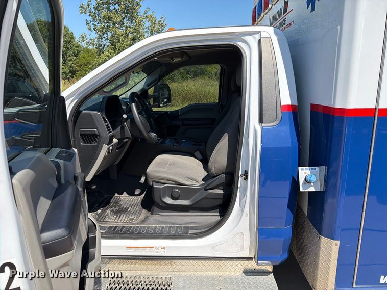 image for item FT6229 2017 Ford F350 Super Duty XLT ambulance