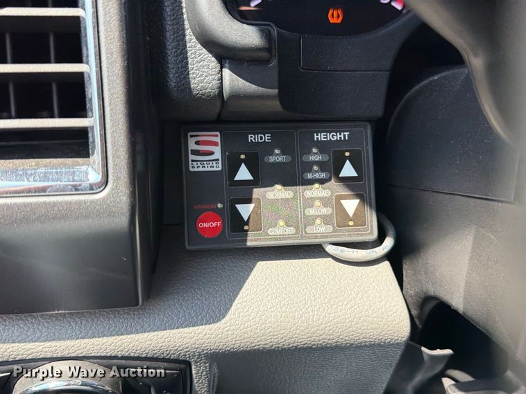 image for item FT6229 2017 Ford F350 Super Duty XLT ambulance