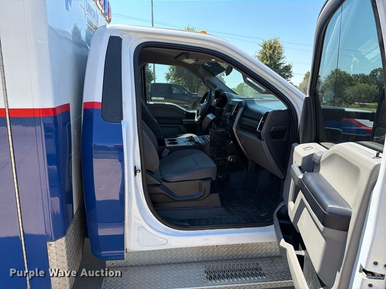 image for item FT6229 2017 Ford F350 Super Duty XLT ambulance